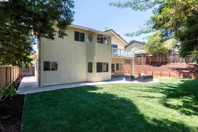 3846 Sheffield Cir, Danville CA: https://media.crmls.org/mediaz/92406d91-06da-4dde-8870-1f4600c43bbb.jpg
