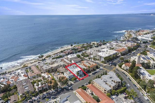 356 Prospect Street, La Jolla CA: https://media.crmls.org/mediaz/9240f452-1bde-4be4-9e2a-9d93702c0ccc.jpg