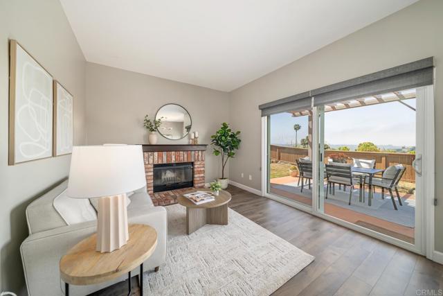 4507 Carnaby Court, Carlsbad CA: https://media.crmls.org/mediaz/92427546-050d-4375-9a0f-8eef483b4b77.jpg