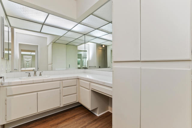 425 Forest Hills Drive, Rancho Mirage CA: https://media.crmls.org/mediaz/92429489-0b54-4048-a3d5-3e351869ce2d.jpg