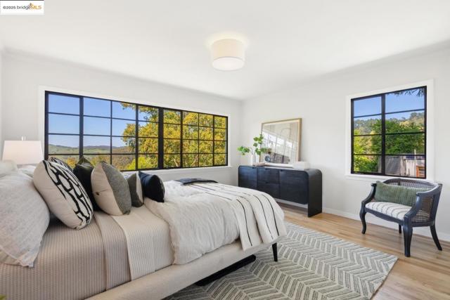 1127 Hillview RD, Berkeley CA: https://media.crmls.org/mediaz/92430051-bd52-46df-afc3-98dfc9a7bf02.jpg