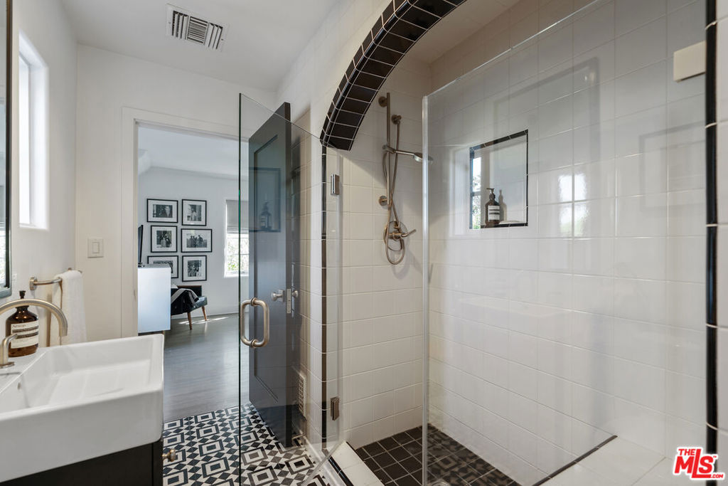 MLS #26857649 image #55