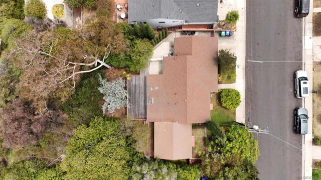 4833 Atlanta Dr., San Diego CA: https://media.crmls.org/mediaz/9243e29a-35a8-4926-8445-c28a66803d54.jpg