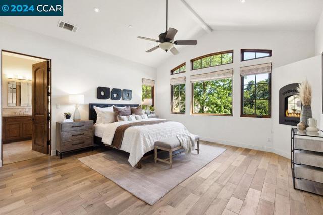 Image 22 of 60 For 1740 Toyon Rd