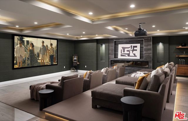 3820 Knobhill Drive, Sherman Oaks CA: https://media.crmls.org/mediaz/924645b6-a876-4942-9ec5-3781922a6965.jpg