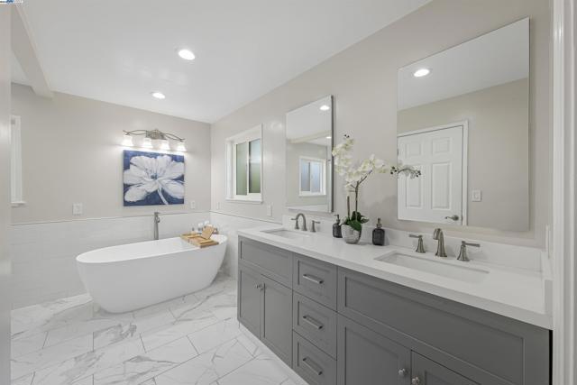 1834 Hicks, San Jose CA: https://media.crmls.org/mediaz/92473877-c5d2-4596-9343-3737118dac9d.jpg