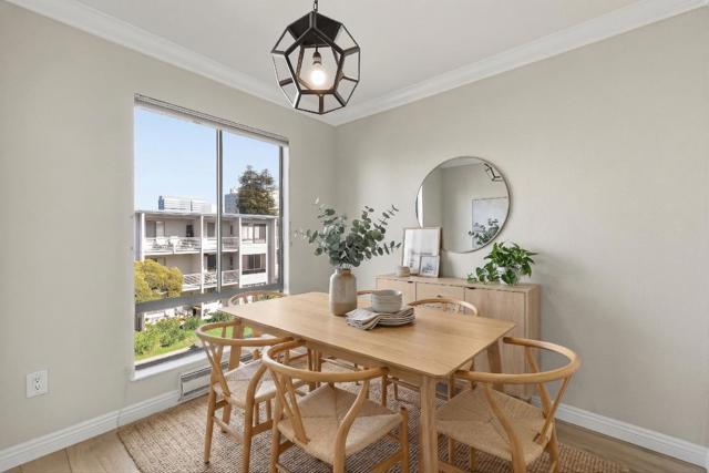 Image 6 of 49 For 8 Commodore Drive C457