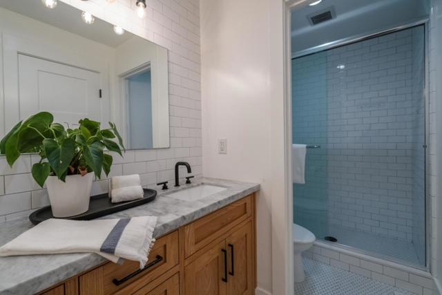 10555 Watsonville Road, Gilroy CA: https://media.crmls.org/mediaz/92483279-2074-4d01-8be1-5f7d7662f160.jpg