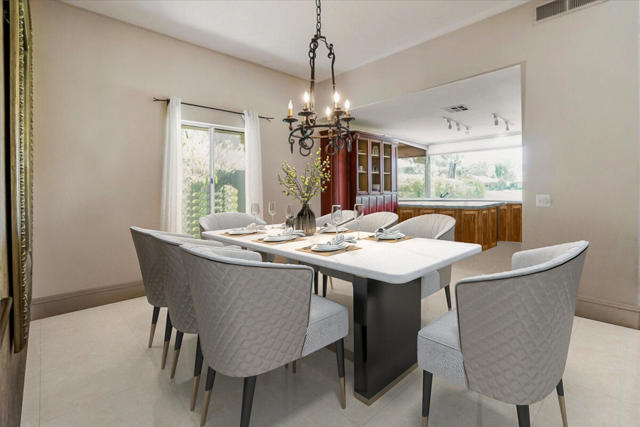 23 Pine Valley Drive, Rancho Mirage CA: https://media.crmls.org/mediaz/924a795c-d700-4aa5-9245-aa625acf6078.jpg