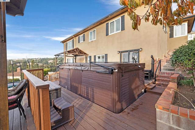 Image 45 of 60 For 1301 Juana Ave
