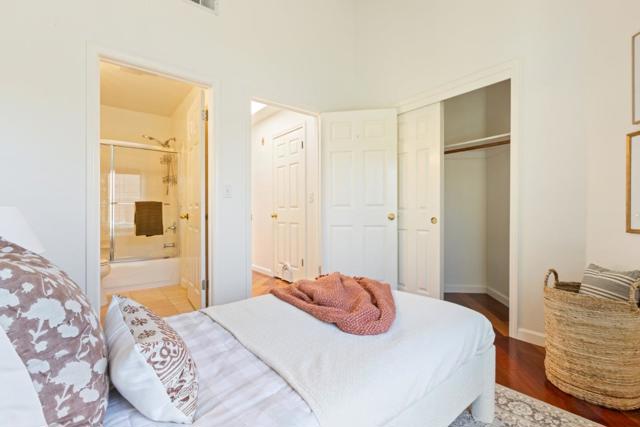 2009 Showers Drive, Mountain View CA: https://media.crmls.org/mediaz/924c786e-f2f3-417d-b209-3c6fa6958fbb.jpg