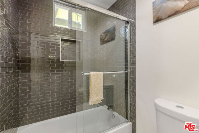 11963 Mayfield Avenue, Los Angeles CA: https://media.crmls.org/mediaz/924de049-afe9-43ac-b23c-f9c70daf2eb3.jpg