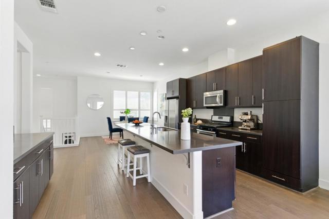 528 Odyssey Lane, Milpitas CA: https://media.crmls.org/mediaz/924df09e-50c9-45b7-aac8-391628383105.jpg