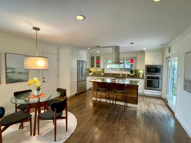6863 Devon Way, San Jose CA: https://media.crmls.org/mediaz/924e1663-e9bb-4619-b9ca-26dda6fcde96.jpg