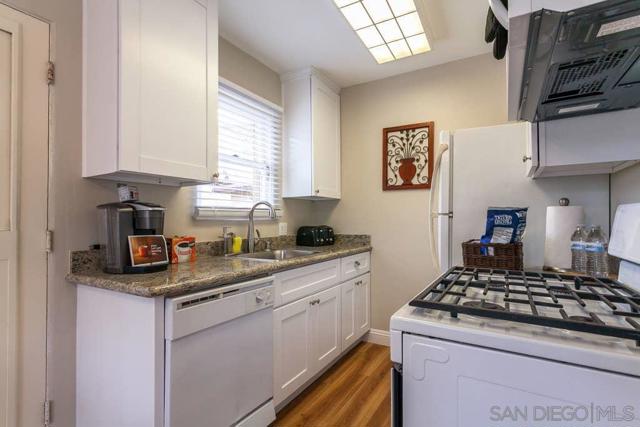 2646 2650 Juan Street, San Diego CA: https://media.crmls.org/mediaz/924e95e6-4f90-40d7-bf40-f44647c00a8c.jpg