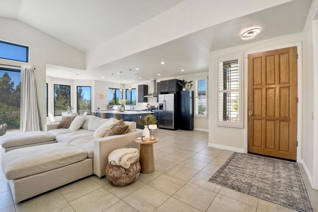 17586 Bocage Point - photo 6