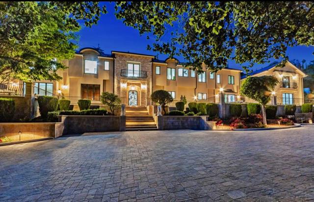 15681 Kennedy Road, Los Gatos CA: https://media.crmls.org/mediaz/92511b5c-95d7-49ec-b769-ece75abe9475.jpg