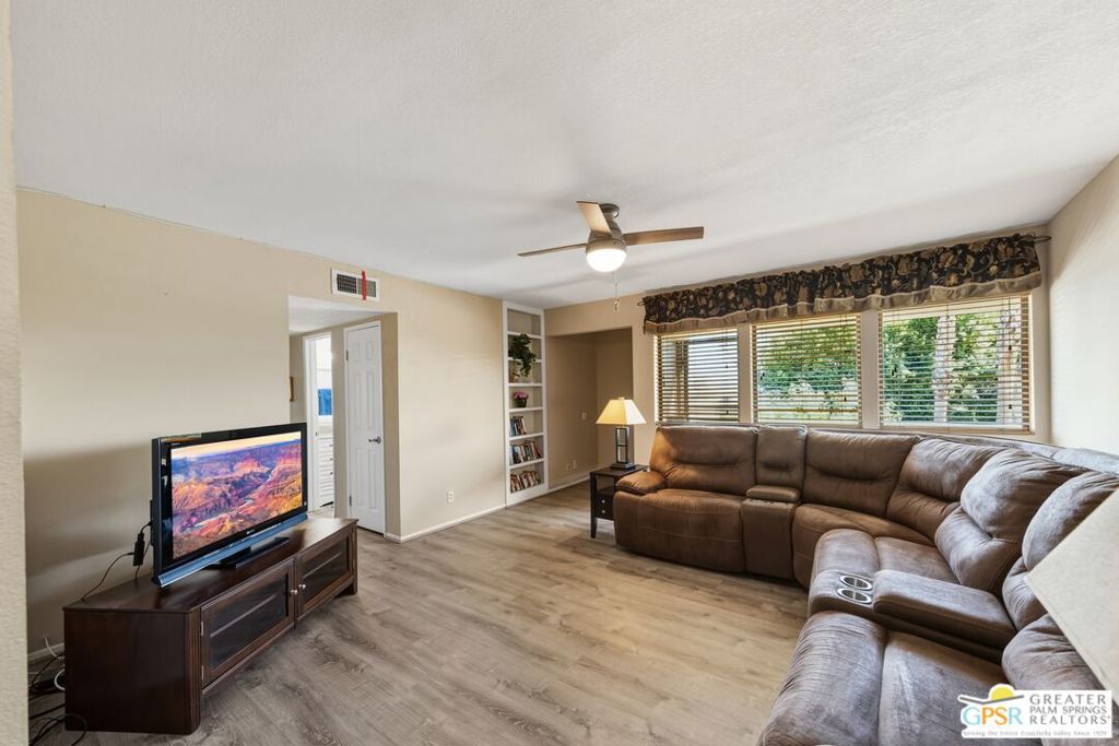 MLS #25618861PS image #4