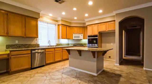 41734 Niblick Road, Temecula CA: https://media.crmls.org/mediaz/92518544-60b5-40fe-9d18-1b96b0ec7212.jpg