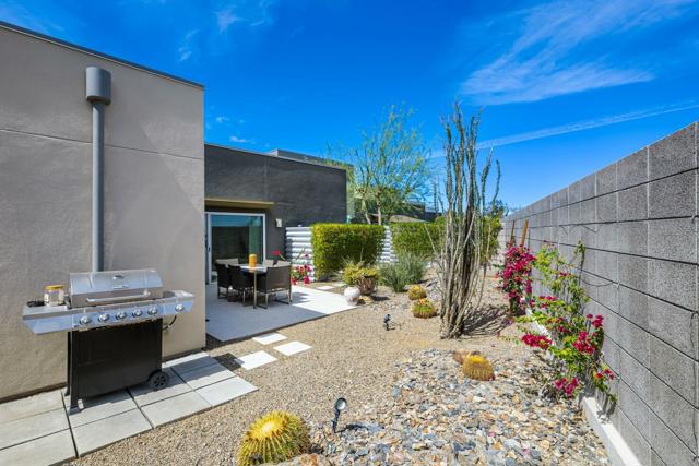 428 Chelsea Drive, Palm Springs CA: https://media.crmls.org/mediaz/9251d835-c56e-49cc-b76b-f0bd884d380e.jpg