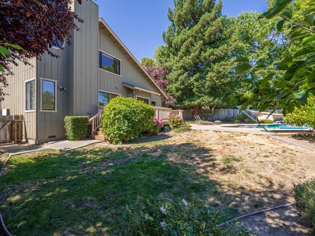 14 Sageland Court, Scotts Valley CA: https://media.crmls.org/mediaz/925208f0-a55a-4988-a2c3-23662266d71a.jpg