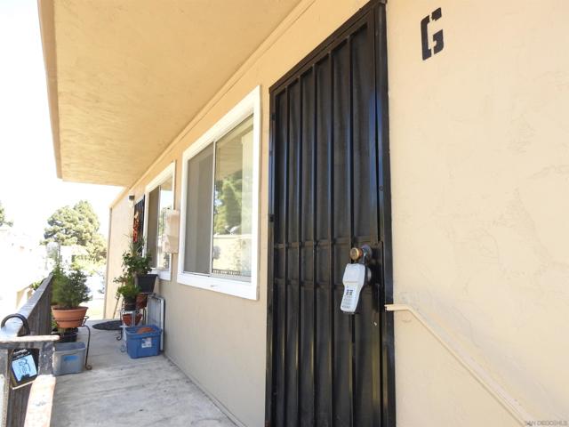 3516 Del Sol Blvd, San Diego CA: https://media.crmls.org/mediaz/925222d5-21f8-4076-89f5-465ac1d7019d.jpg