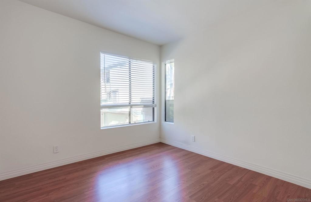 MLS #250042575SD image #23