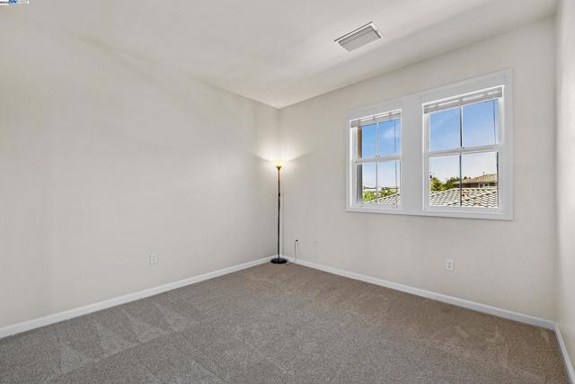 3391 Monaghan St, Dublin CA: https://media.crmls.org/mediaz/92550204-b204-48ea-a2fe-a8308c4216fd.jpg