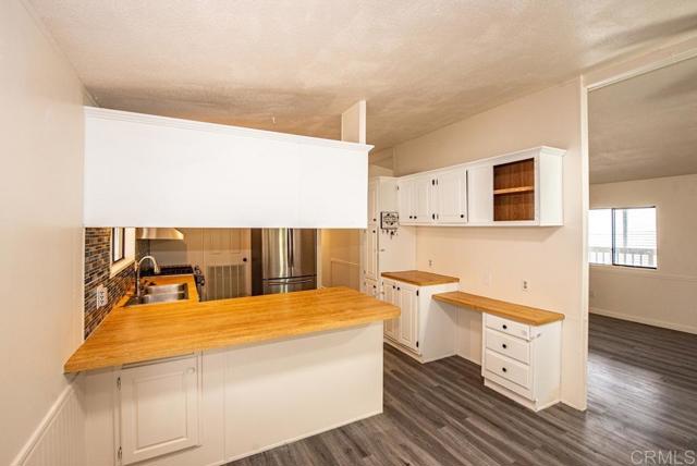 13114 Dana Vista Street, Poway CA: https://media.crmls.org/mediaz/92550f90-7076-4ea4-87a5-5d1520de0d38.jpg