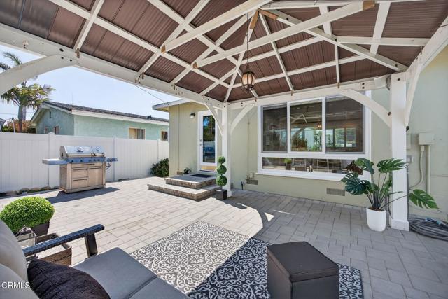 3167 Armada Drive, Ventura CA: https://media.crmls.org/mediaz/9255b874-6883-4be3-b038-55ea3c086871.jpg