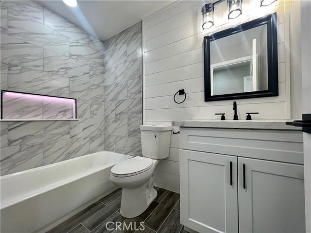 761 Tatum Avenue, Gilroy CA: https://media.crmls.org/mediaz/92593193-c9b7-4d10-8f1d-577c5ea2cd1d.jpg