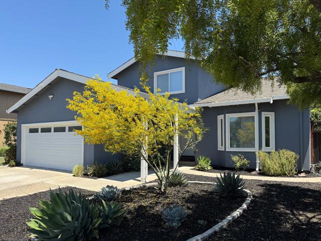 15120 Venetian Way, Morgan Hill CA: https://media.crmls.org/mediaz/925a273b-2d5a-488d-847d-b8254765ad48.jpg