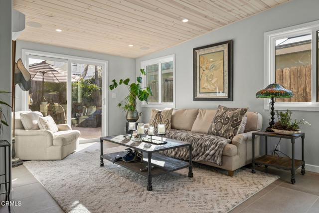 Detail Gallery Image 18 of 45 For 1322 Weymouth Ln, Ventura,  CA 93001 - 2 Beds | 2 Baths