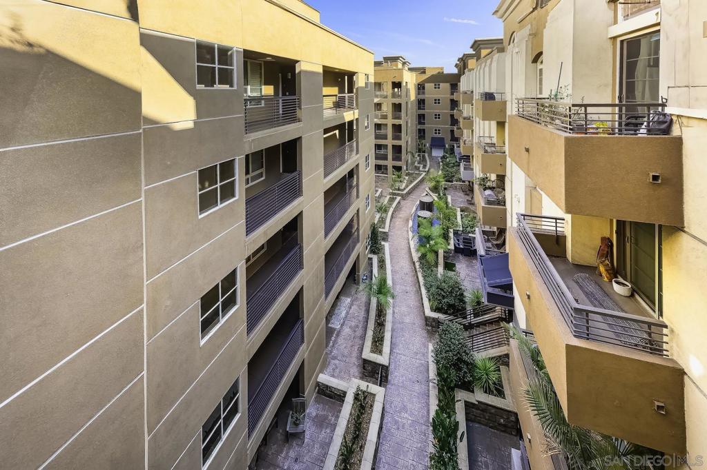 1480 Broadway - photo 15