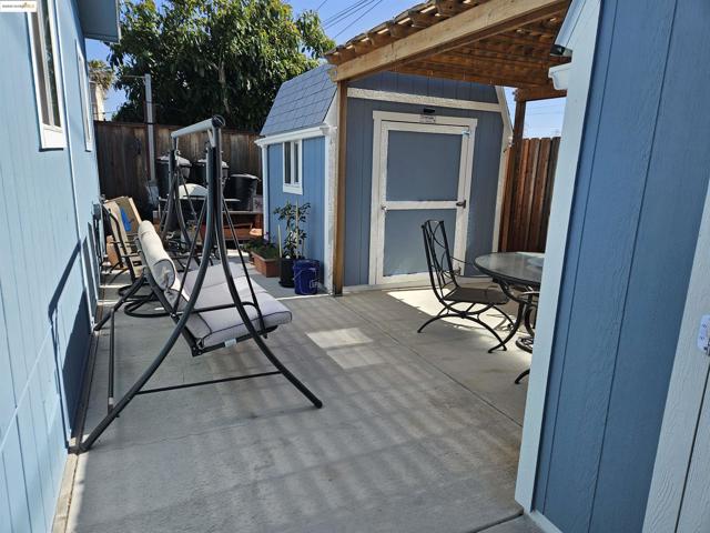216 Orangevale, Pittsburg CA: https://media.crmls.org/mediaz/925b8b83-3090-43d8-a93e-a76ce0f96d8a.jpg