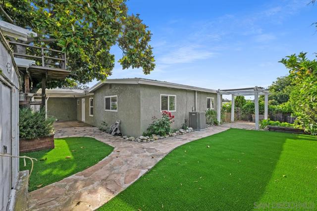 3861 Demus St, San Diego CA: https://media.crmls.org/mediaz/925bde6b-a9bb-4b69-ba06-c66e86554cd4.jpg