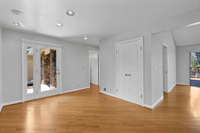 7175 Red Holly Court, San Jose CA: https://media.crmls.org/mediaz/925c46f4-7a20-4418-8b66-2d6f30bc4d20.jpg