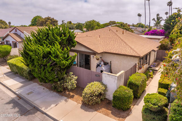 2141 Ventura Road, Oxnard CA: https://media.crmls.org/mediaz/925d7cf7-9d81-429a-8160-d449a160f86d.jpg