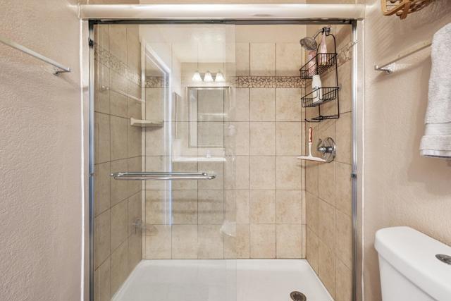 40785 Breezy Pass Road, Palm Desert CA: https://media.crmls.org/mediaz/92619b74-6ff8-4367-8647-e395717aa635.jpg