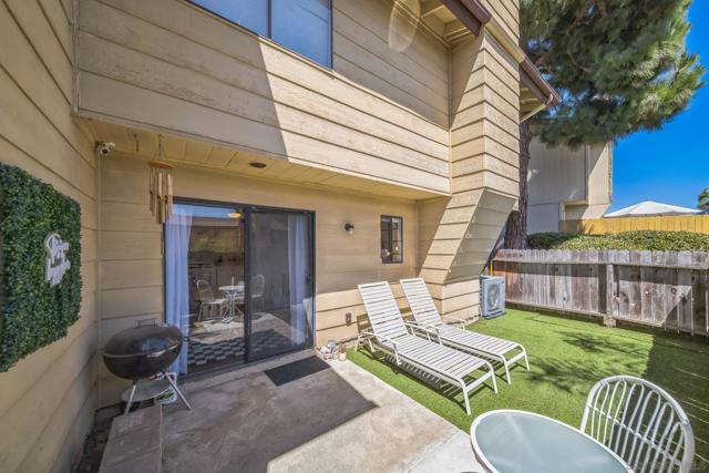 970 Marlin Dr, Vista CA: https://media.crmls.org/mediaz/9261dffe-1ccd-45a0-a228-bc4c74e3df0e.jpg