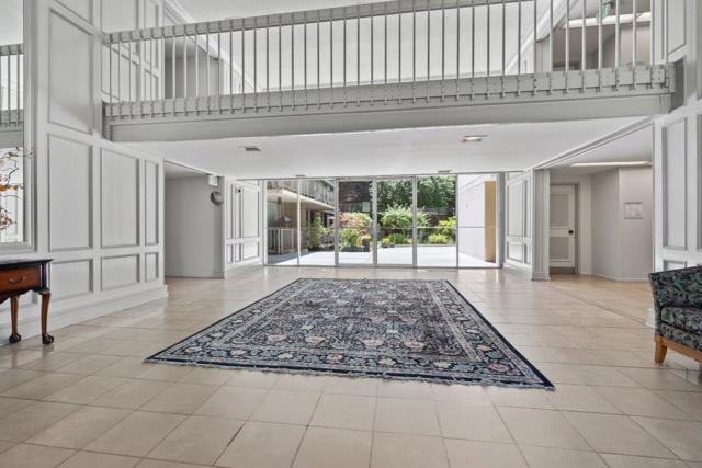 300 Davey Glen Road, Belmont CA: https://media.crmls.org/mediaz/92620bc5-5666-45e0-8867-b3c4955be41c.jpg