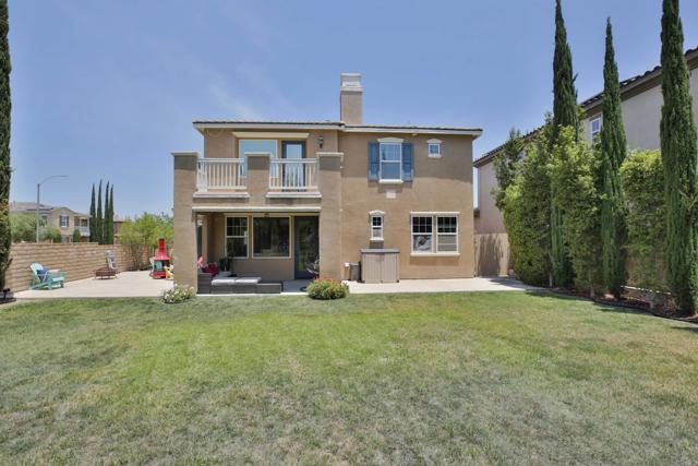 1932 Corte Cantanta, Chula Vista CA: https://media.crmls.org/mediaz/926232b7-2dc1-4ad8-85f0-043f6b9ac84e.jpg