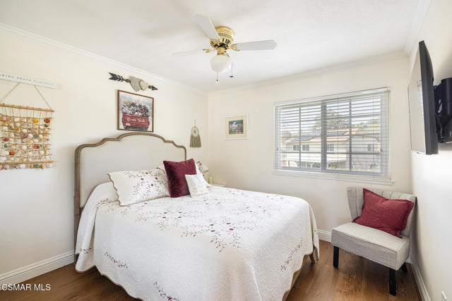 411 Blackhawk Drive, Newbury Park CA: https://media.crmls.org/mediaz/9262abb0-0995-4b5f-9ee6-0a36214ef27a.jpg