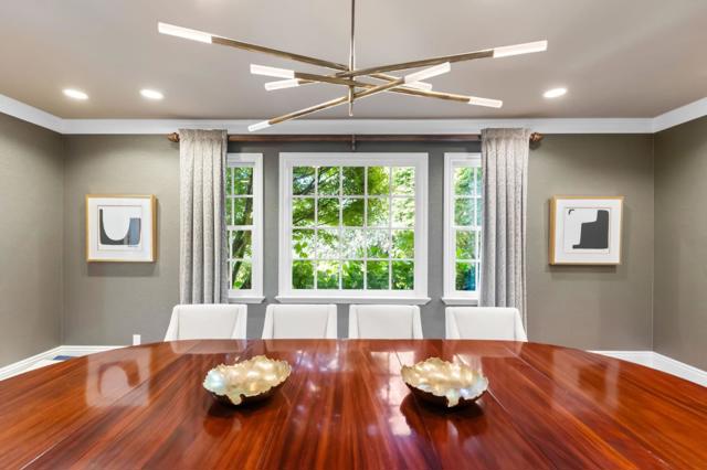 1600 Marlborough Road, Hillsborough CA: https://media.crmls.org/mediaz/9262f474-d6bf-4687-881e-4e31bab56bee.jpg