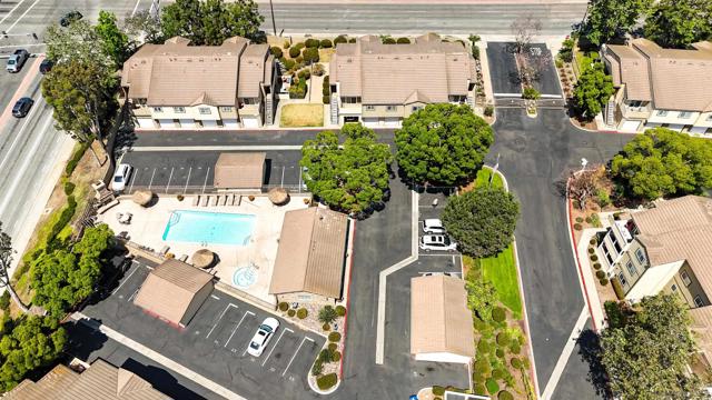 5033 Los Morros Way, Oceanside CA: https://media.crmls.org/mediaz/92635562-55d3-43d6-bfaf-9f1e0751ad9f.jpg