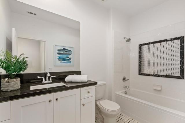 3507 FOUR PEAKS, Carlsbad CA: https://media.crmls.org/mediaz/92648de7-fc04-4604-aec8-8cad39ccc572.jpg