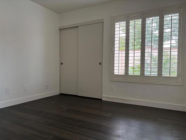 Image 17 of 55 For 672 Chateau Place