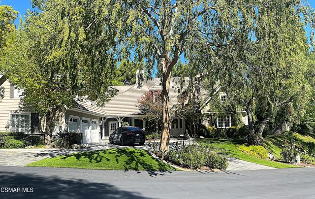 29266 Wagon Road, Agoura Hills CA: https://media.crmls.org/mediaz/926663fb-c739-43e4-ab19-f46be54e5b9b.jpg