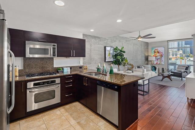 Detail Gallery Image 8 of 48 For 800 the Mark Ln #602,  San Diego,  CA 92101 - 1 Beds | 1 Baths