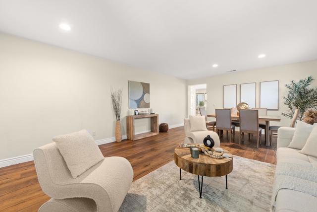 359 Franciscan Way, Oceanside CA: https://media.crmls.org/mediaz/9267d5a9-a30c-4222-9795-9315a9cda6a5.jpg